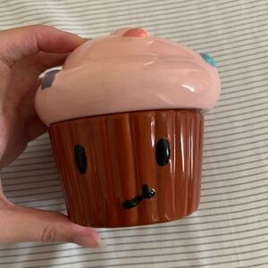 Cute Cupcake Ceramic Container